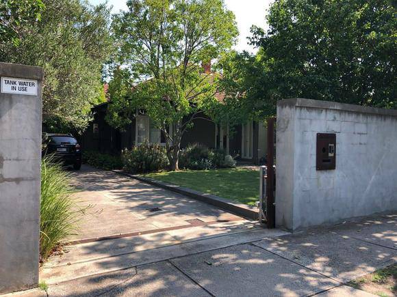 20 Central Park Road, Malvern East