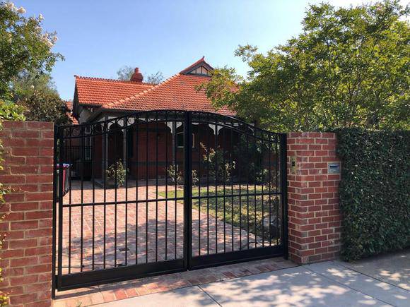 24 Central Park Road, Malvern East