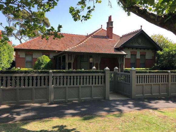 42 Central Park Road, Malvern East