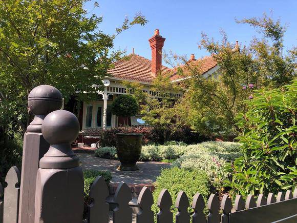 5 Central Park Road, Malvern East