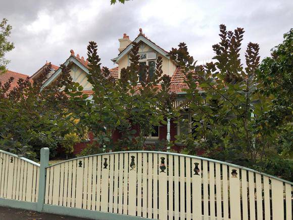 22 Manning Road, Malvern East