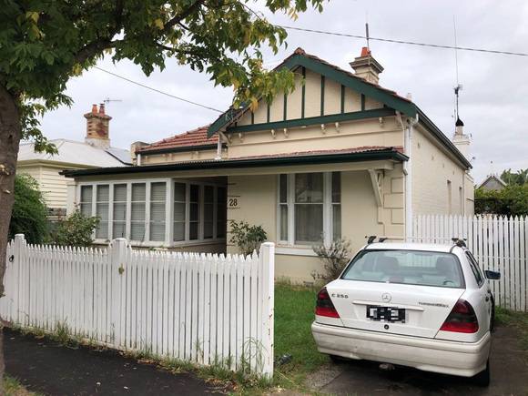 28 Highbury Grove, Prahran