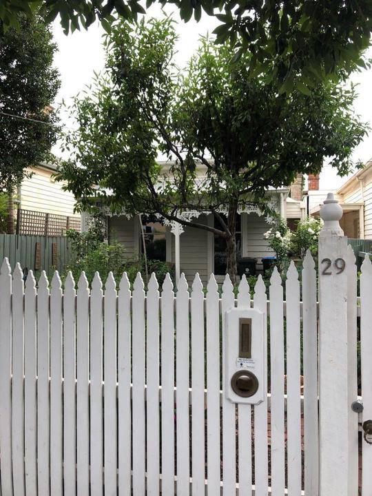 29 Highbury Grove, Prahran