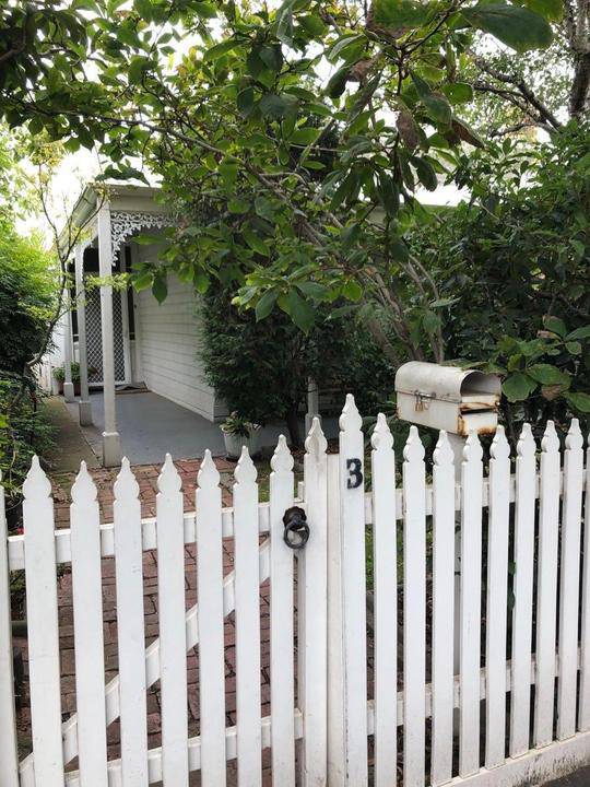 3 Highbury Grove, Prahran