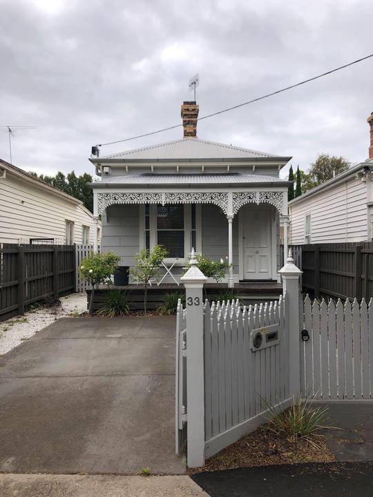 33 Highbury Grove, Prahran