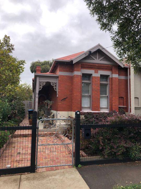 65 Highbury Grove, Prahran