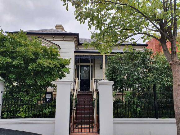 9 Airlie Avenue, Prahran