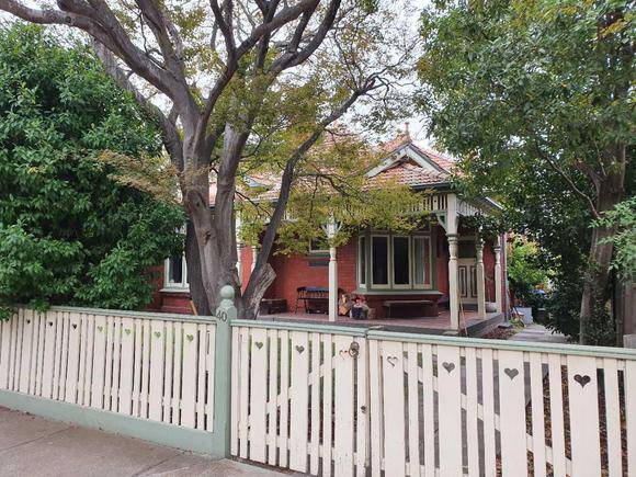40 Kelvin Grove, Prahran