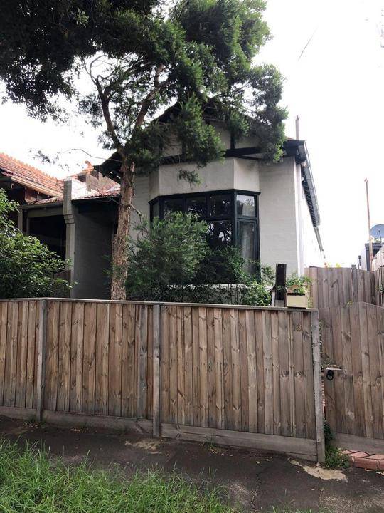 18 Larnook Street, Prahran
