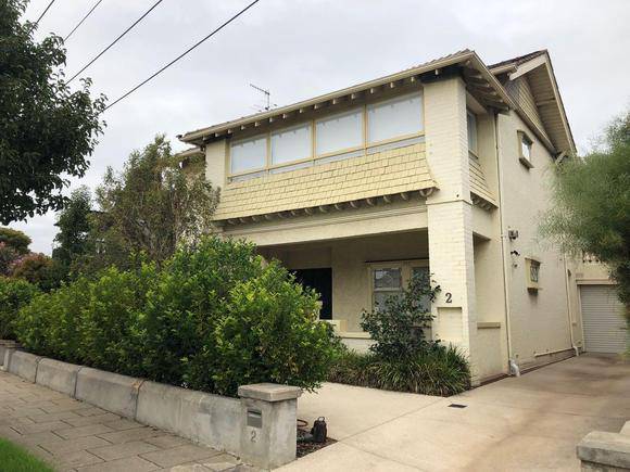 2 Linden Court, Prahran