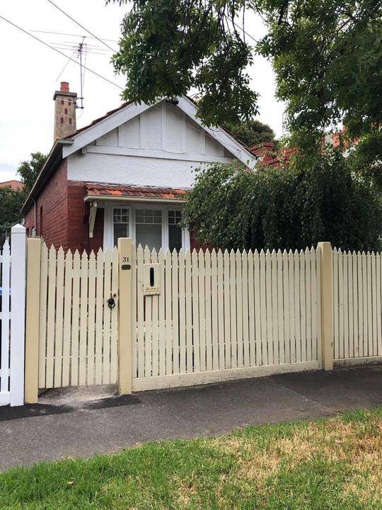 31-33 Banole Avenue, Prahran