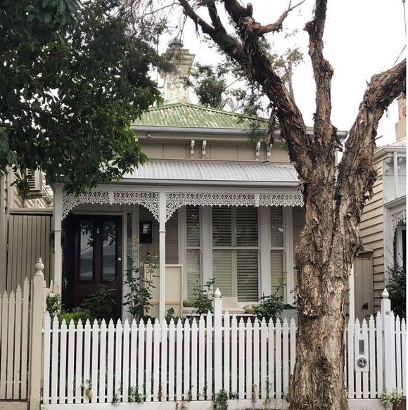 18 Bowen Street, Prahran