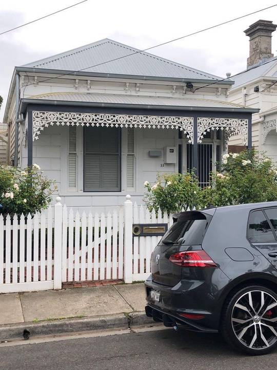 33 Bowen Street, Prahran