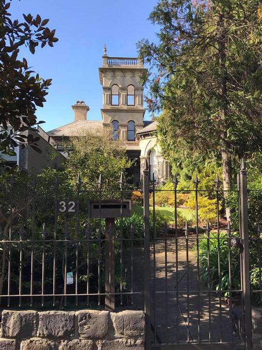 32 Grandview Grove, Prahran