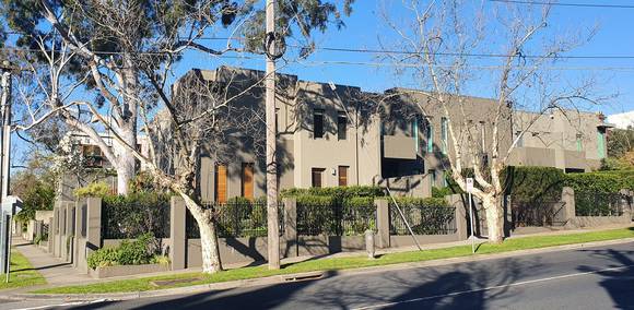 2B Washington st Toorak
