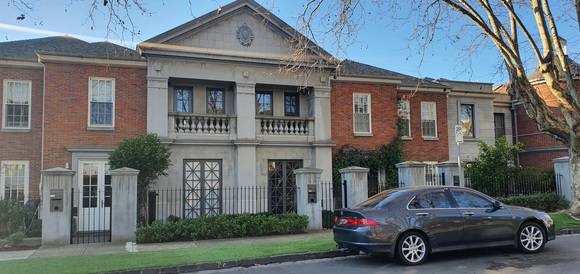 3A Landale rd Toorak