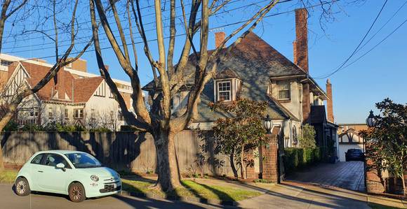 6 Landale rd Toorak