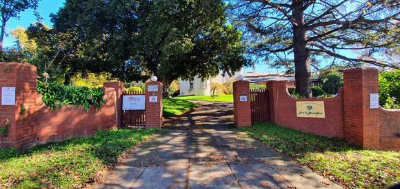 3 Lansell Road, TOORAK