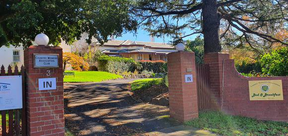 3 Lansell Road, TOORAK