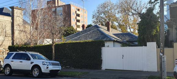 1 Como Avenue South Yarra