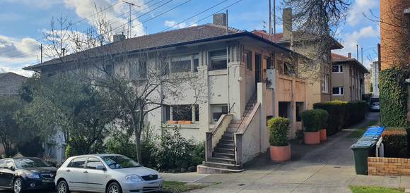 122 Caroline street South Yarra
