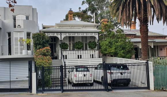40 Tivoli rd South Yarra