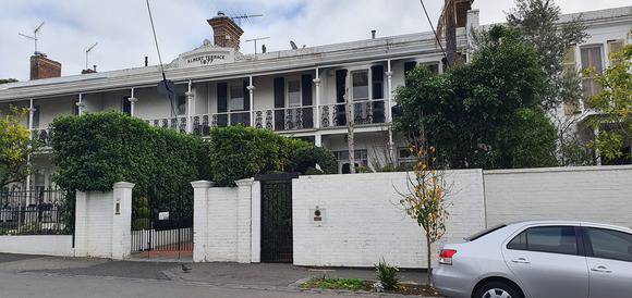 31 Cunningham Street South Yarra