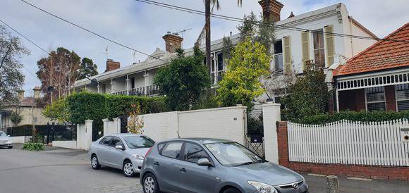 33 Cunningham Street South Yarra