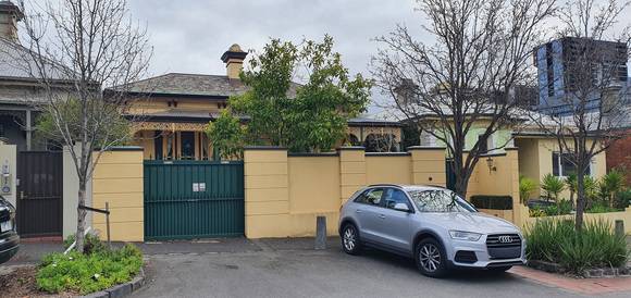 9 Cunningham Street South Yarra