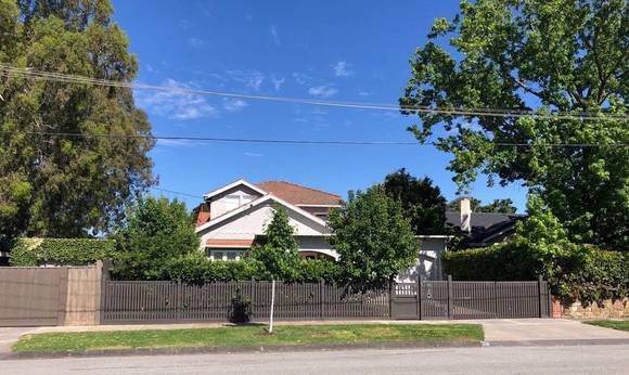 1 Willoby Avenue, Glen Iris