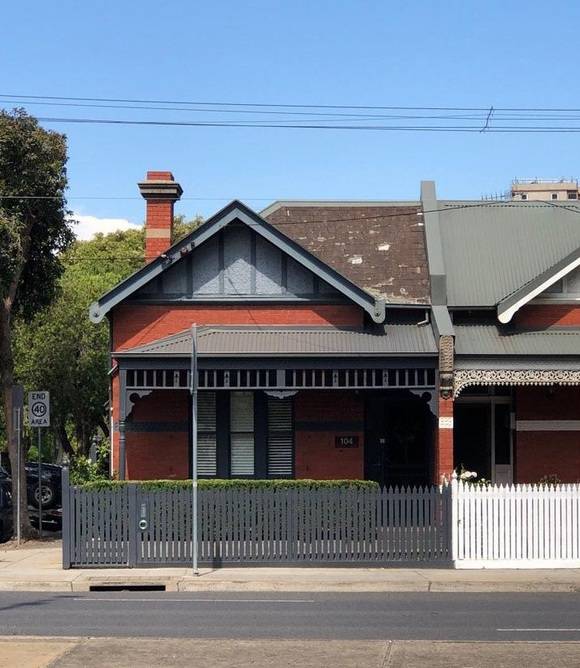 104 Punt Road, Windsor