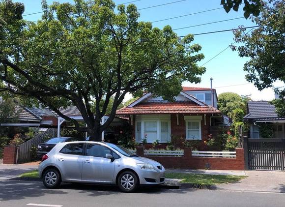 32 Serrell Street, Malvern East