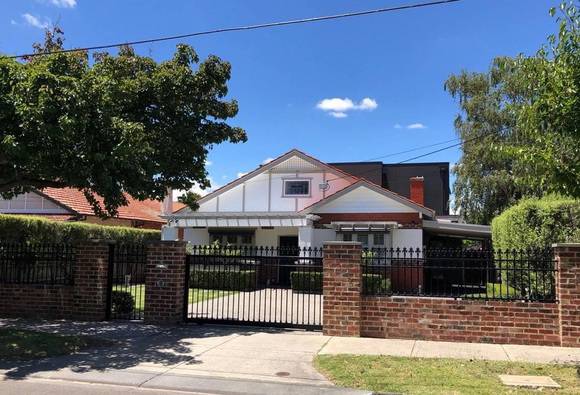 2 Serrell Street, Malvern East