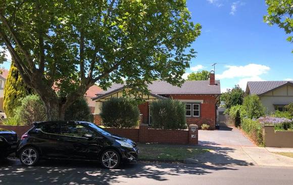 24 Nirvana Avenue, Malvern East