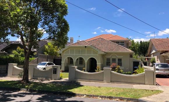 42 Nirvana Avenue, Malvern East