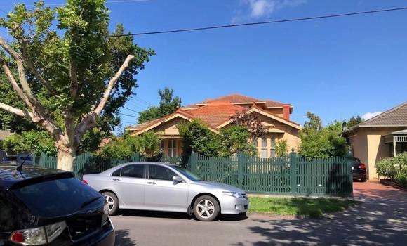 5 Nirvana Avenue, Malvern East