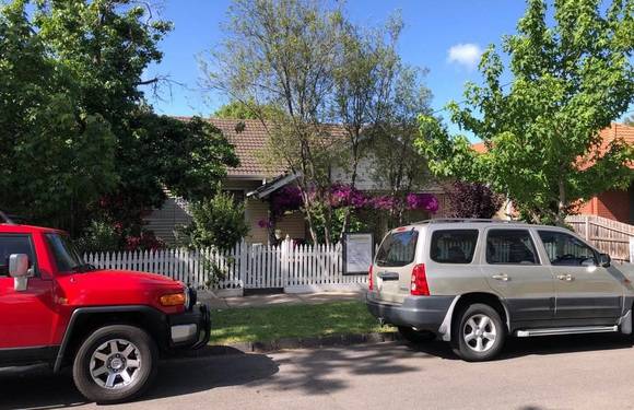 6 Bretonneux Square, Malvern East (2).jpeg