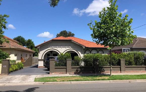19 Karma Avenue, Malvern East