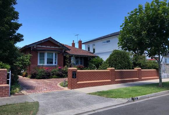 2 Karma Avenue, Malvern East