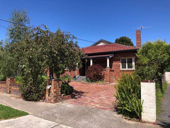 51 Karma Avenue, Malvern East