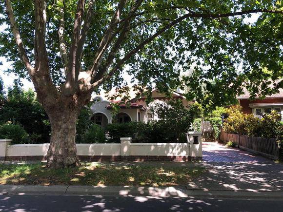 65 Karma Avenue, Malvern East