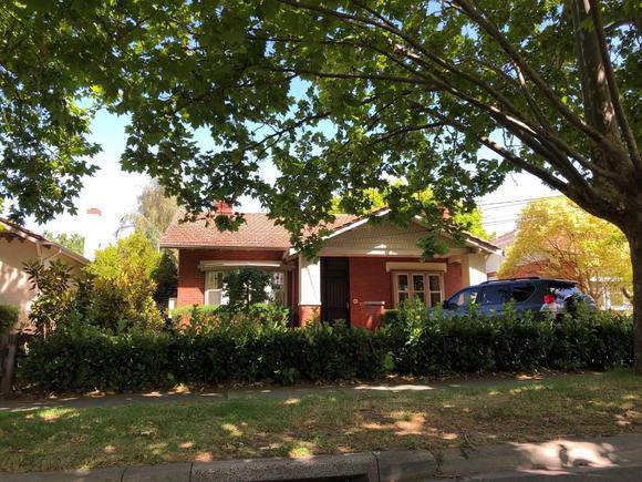 67 Karma Avenue, Malvern East