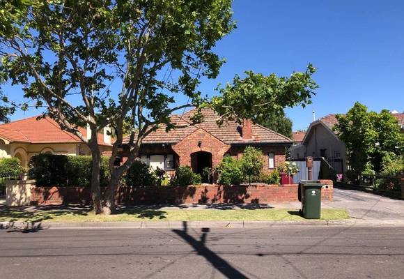 9 Karma Avenue, Malvern East