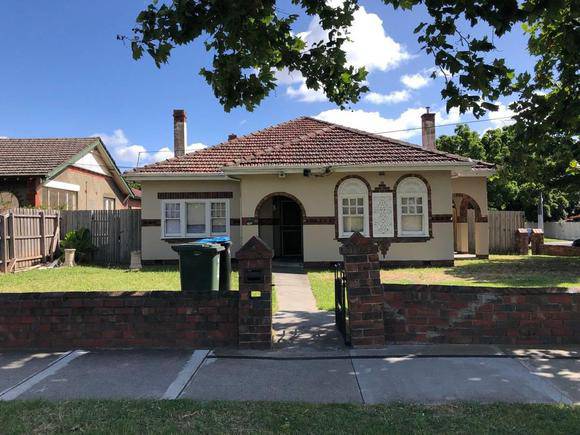 1143 Dandenong Road, Malvern East
