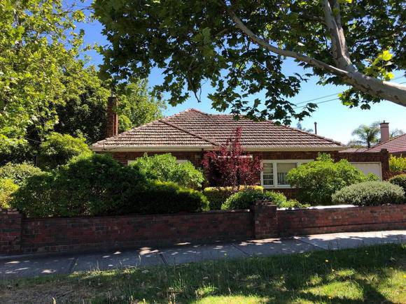 1177 Dandenong Road, Malvern East