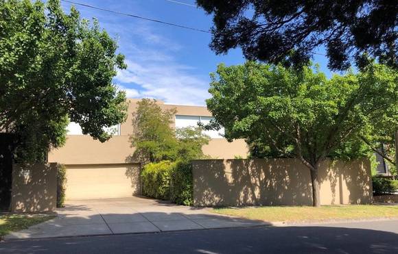 32 Monaro Road, Kooyong