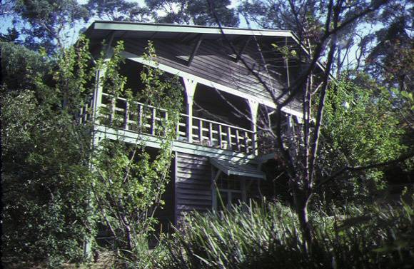 leighwood mountjoy parade lorne side view mar1985