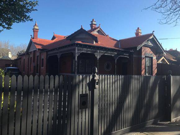13 Epping Street, Malvern East