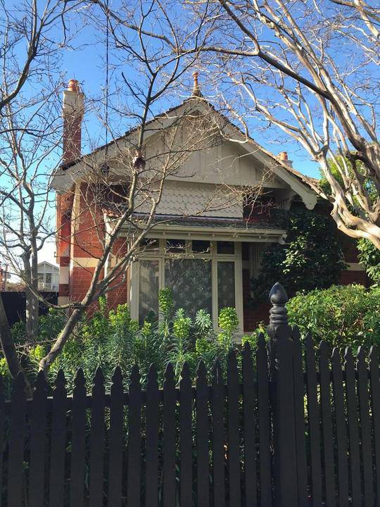 18 Epping Street, Malvern East
