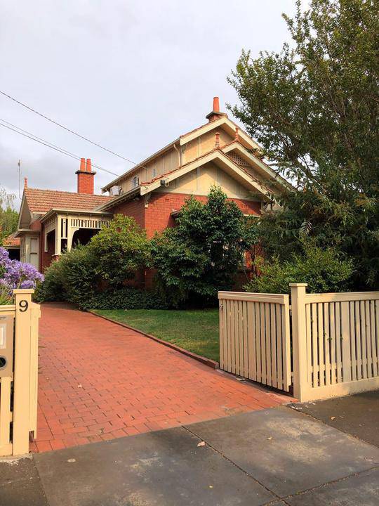 9 Douglas Street, Malvern East